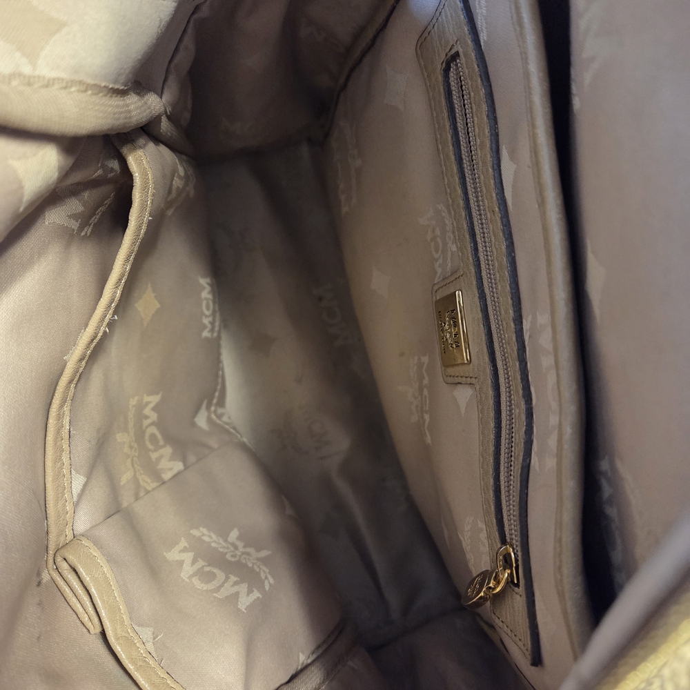 MCM Studded Med Sz(Unisex) Leather Backpack Beige Silver Metal Logo Plate ( EUC) - Picture 9 of 15